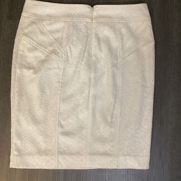 NWT Cache White Snake print Pencil Skirt Office Interview Professional Work Size - Picture 7 of 9